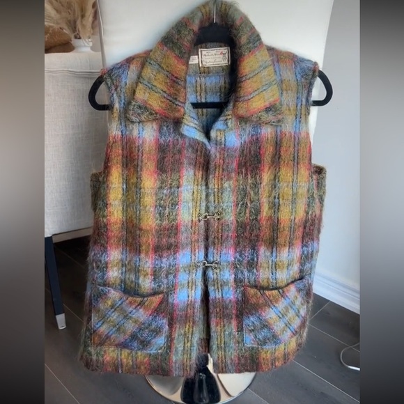 Vintage Andrew Stewart Mohair/Wool Multicolour Sleeveless Vest Woven in Scotland - Picture 16 of 16